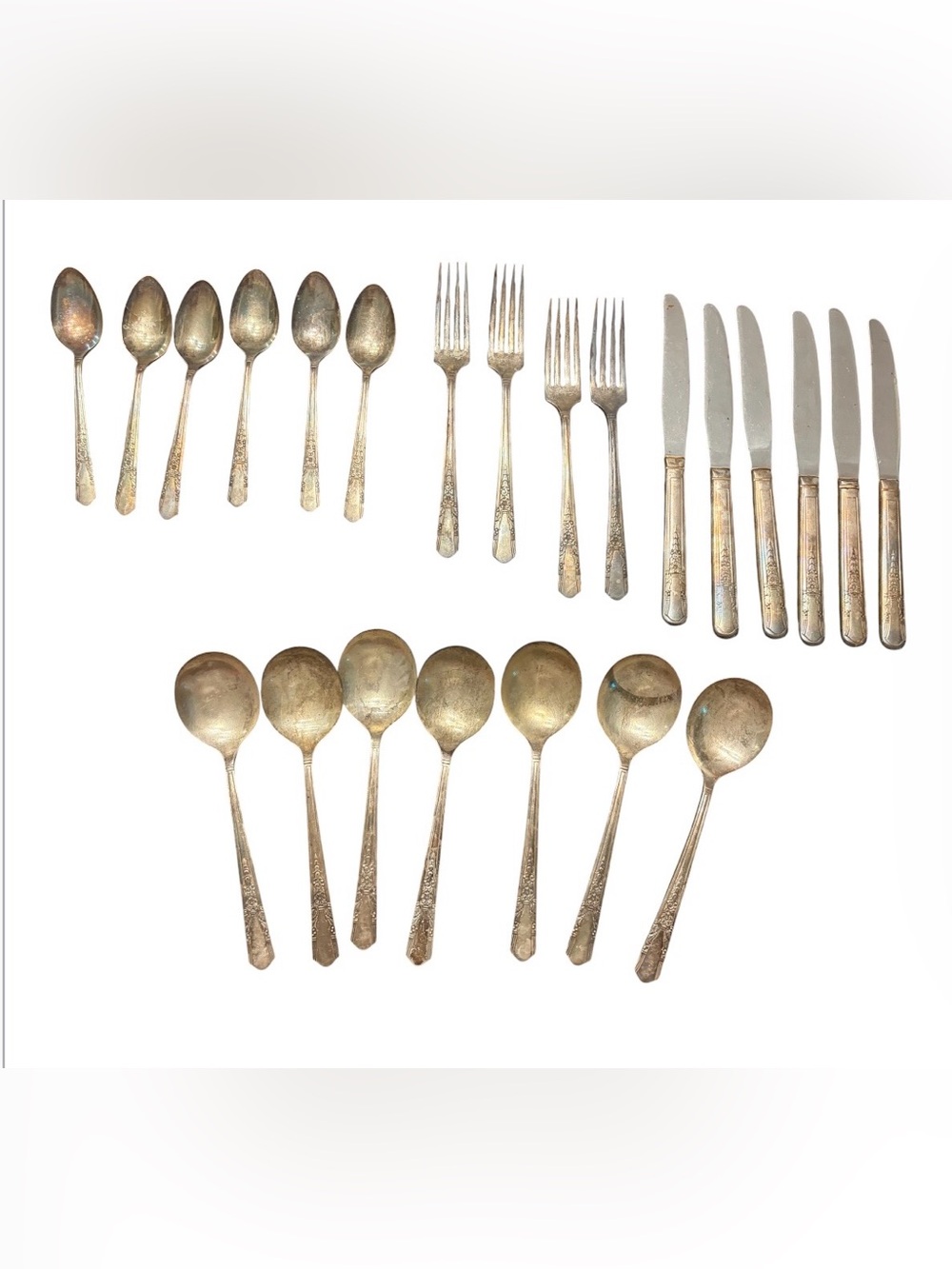 Simeon L & George H Rogers Oneida Pendant Cutlery, 23 pieces, Silver Plated